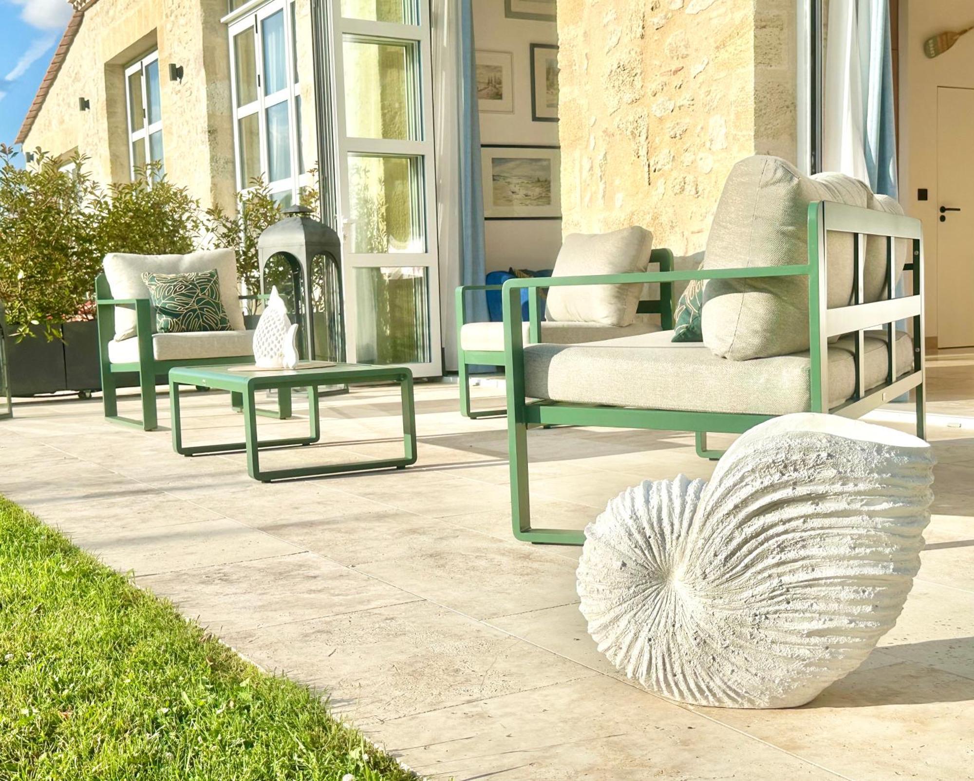 Chateau De Lafont Suites Saint-Vivien  Bagian luar foto