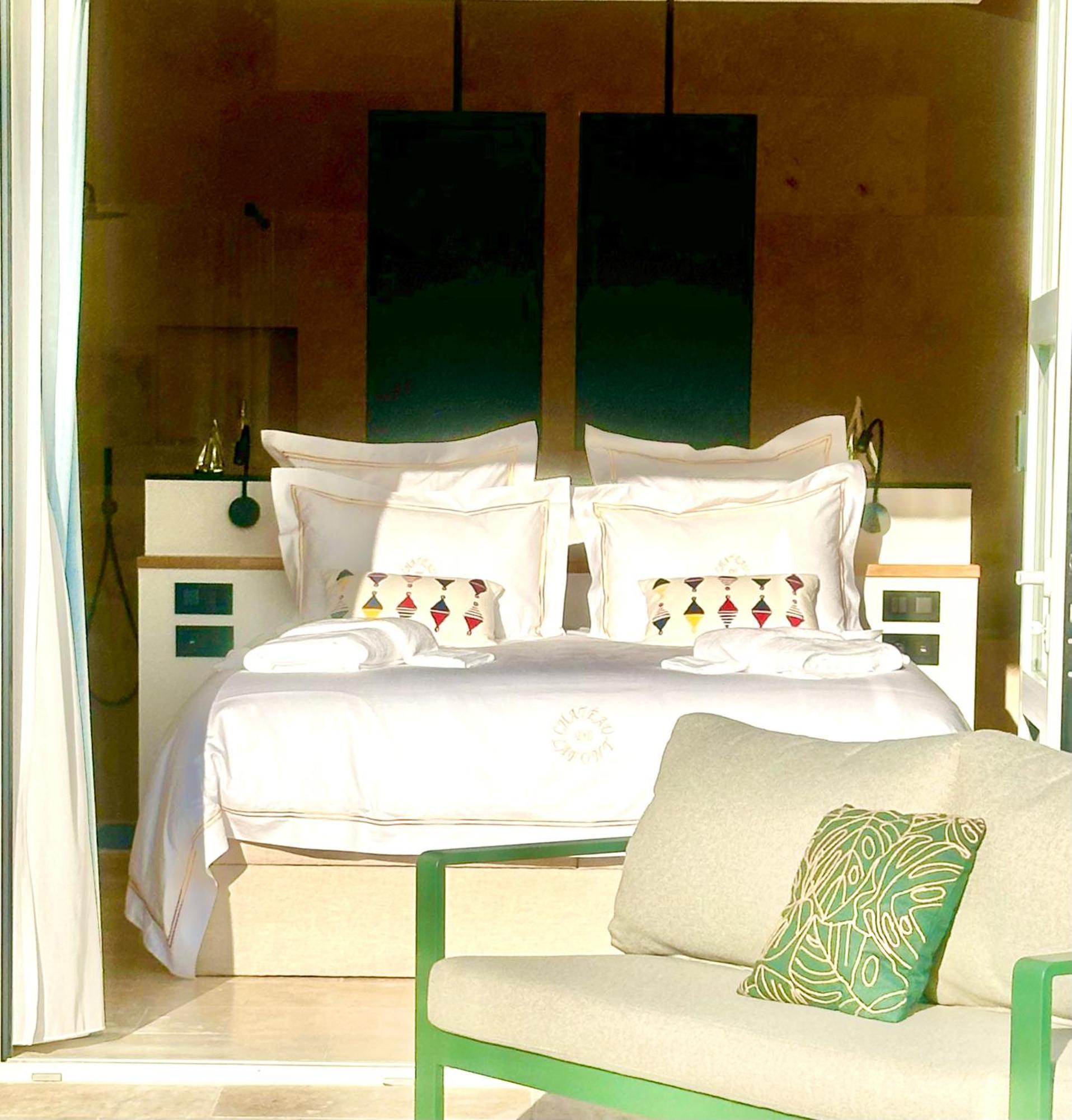 Chateau De Lafont Suites Saint-Vivien  Bagian luar foto