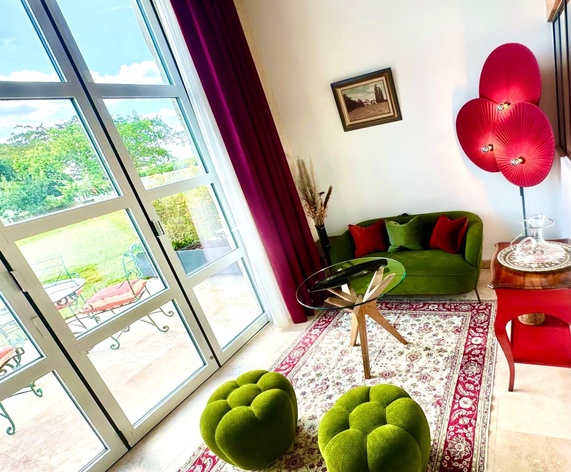 Chateau De Lafont Suites Saint-Vivien  Bagian luar foto